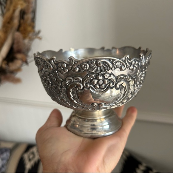 F. B. Rogers Silver Co Pedestal Silverplated Bowl Ornate Floral Japan - Picture 1 of 8